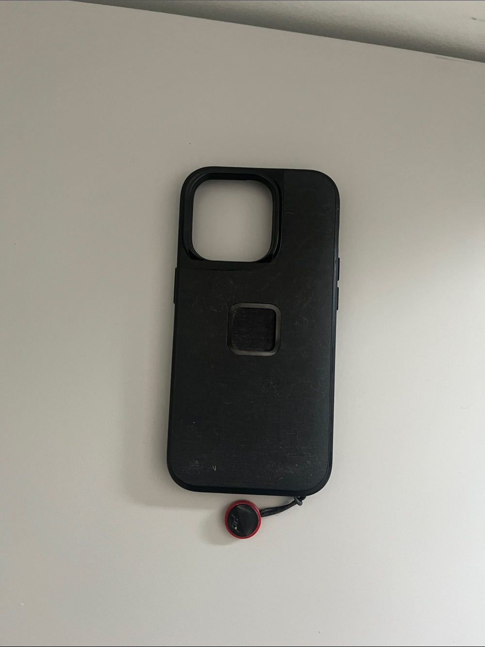 Peak Design Everyday Case for iPhone 14 Pro - Charcoal with Anchor